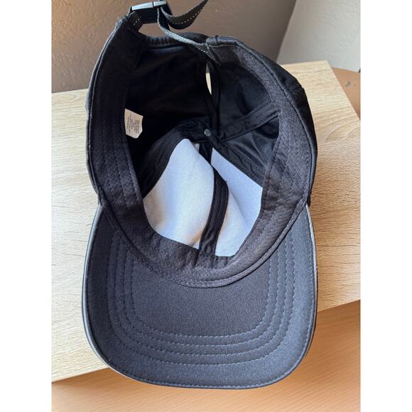 Classic Black Adjustable Baseball Cap - Picture 8 of 9